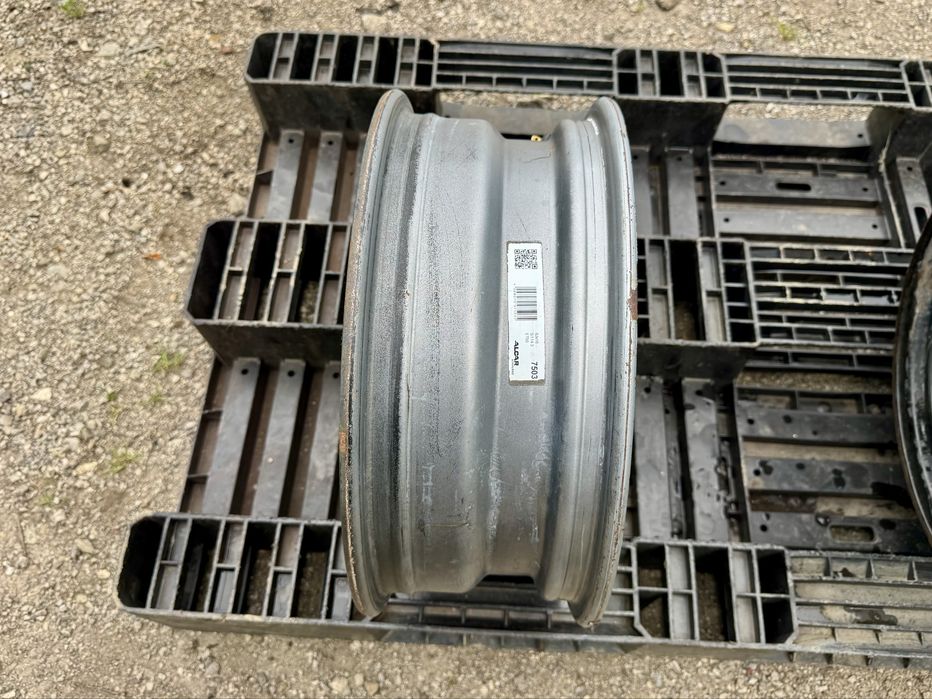 2бр.Оригинални джанти 16" 5x114.3 за Renault Trafic,Opel Vivaro,Duster