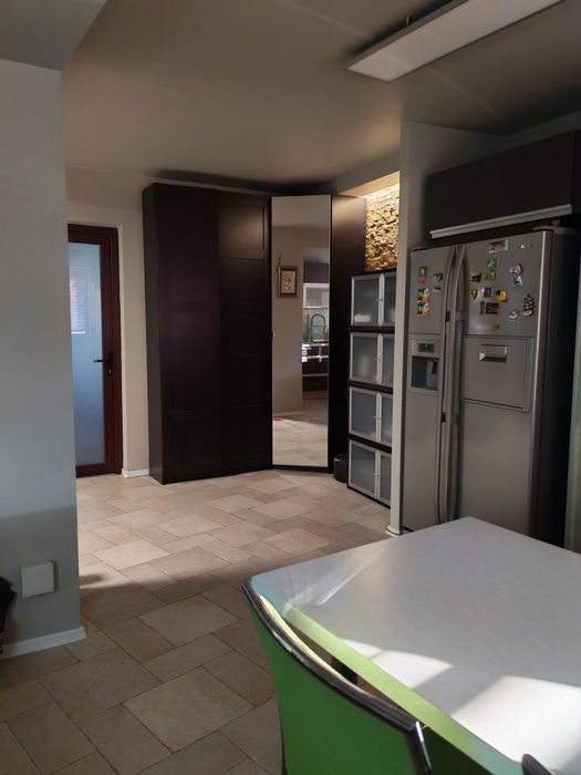 Apartament 3 camere 100mp +boxa 5 mp