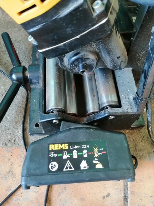 Акумулаторен тръборез Rems cento