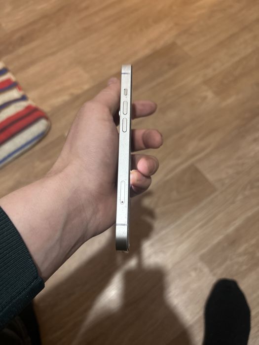 Продам Iphone 14 оригинал