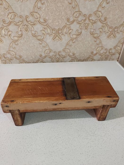 Продам лапшерезку  + шинковку острую