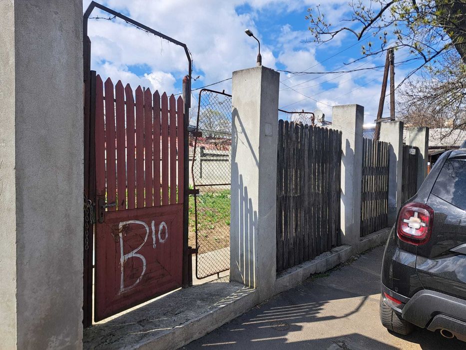 De Inchiriat Casa+TEREN