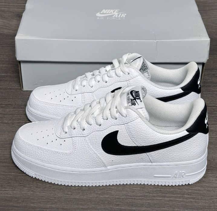 Nike белые кедыы