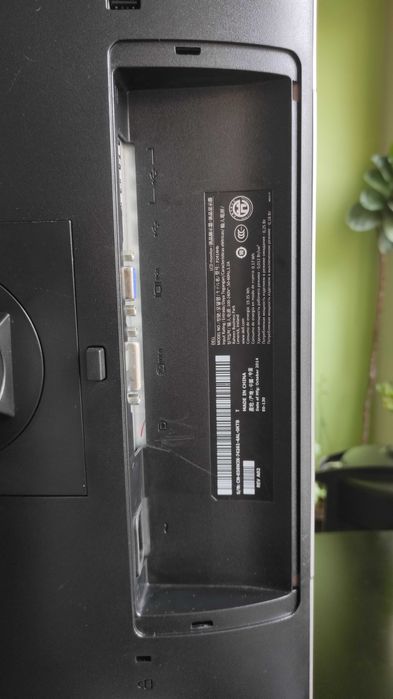 Монитор Dell P2414Hb с кабели