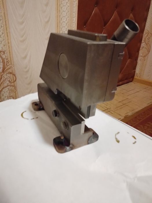 Продам гильотина.