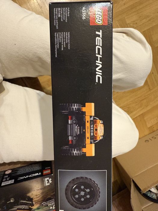 Lego Technic Neom McLaren Extreme E team 7+