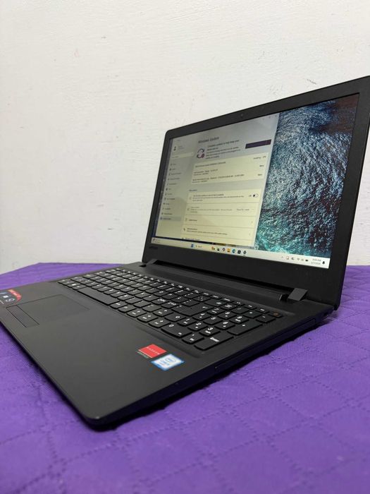 Laptop Gaming Lenovo Ideapad 110-Intel Core i5 2.7Ghz-8Gb Ram-Radeon R5 Windows  11