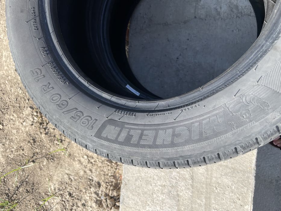 Michelin 195/60/15 sotiladi 1ta