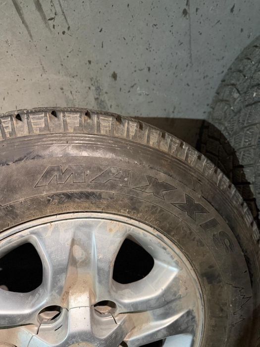 Комплект зимх шин