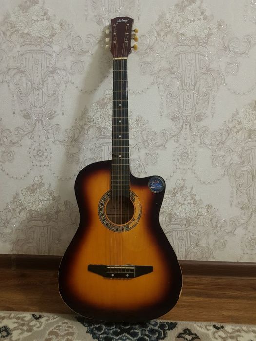 gitar satilad
razmer 38
Адрес нукус
400sena kelisemiz
Лч