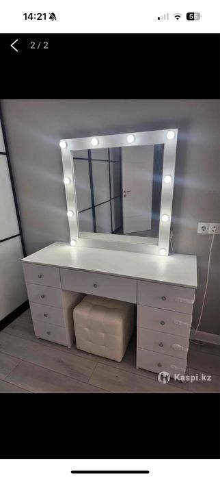 Туалетный столик