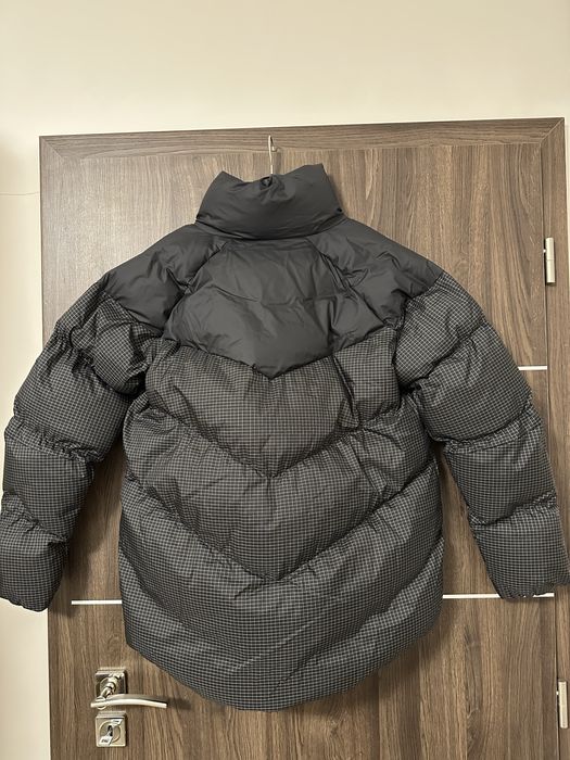 Дамски якета Nike