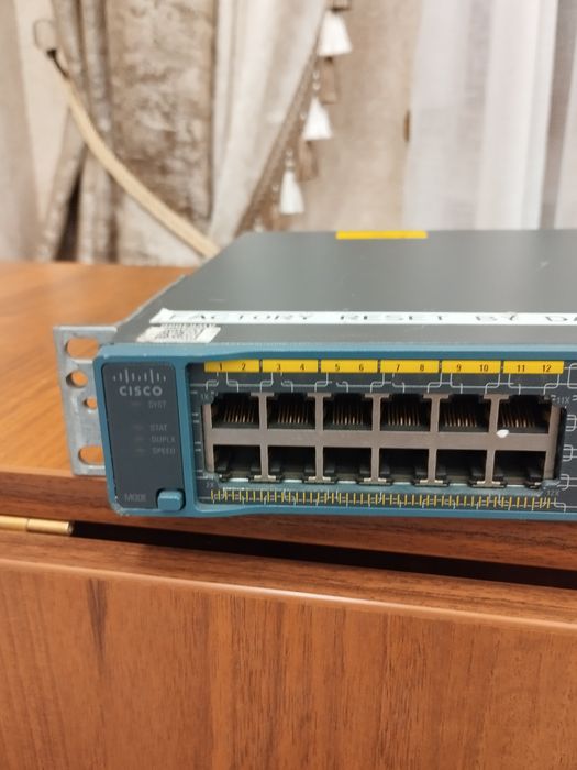 Cisco WS-C2960+48TC-S