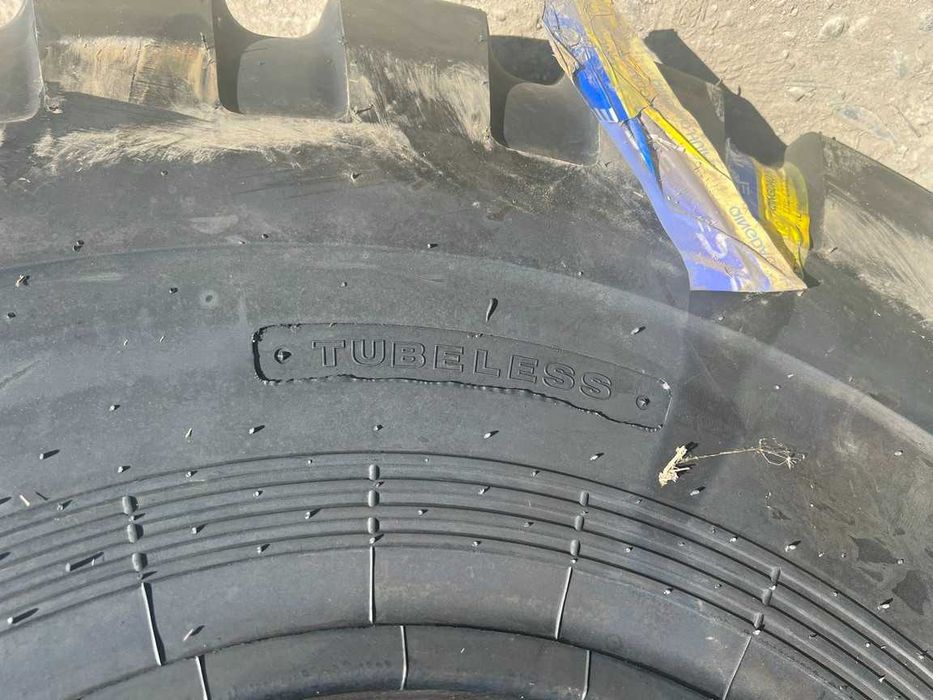 23.5-25 cu 24 pliuri marca ROADMILE anvelope noi