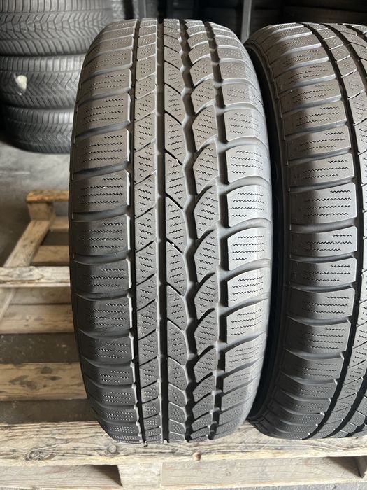 2 anvelope iarna 215/60/17 Continental 6.5 mm!