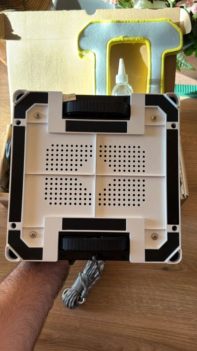 Robot curățare geamuri HOBOT 298