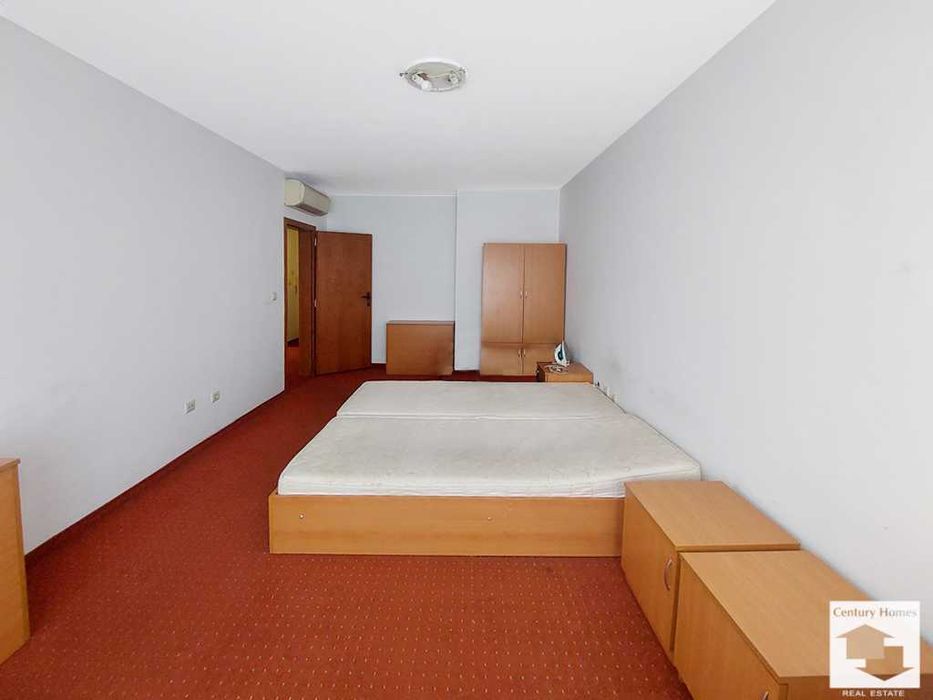 Продава се Четиристаен апартамент в Велико Търново, Център - 130 кв.м за 1600 €/кв.м - Снимка #5