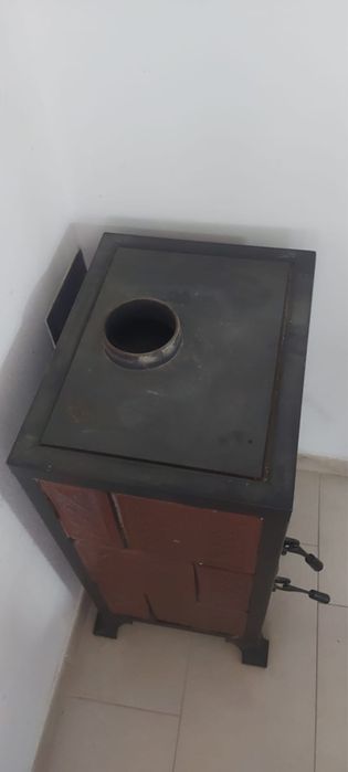 De vânzare sobă teracotă