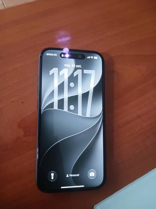 IPhone 15 Simplu impecabil