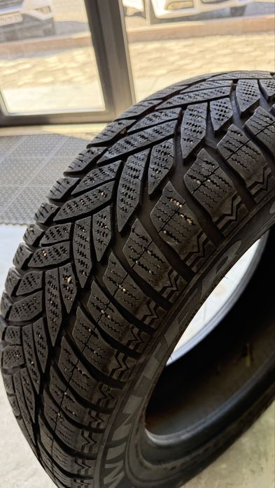 Шины Dunlop 215/60 R17