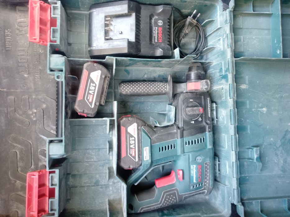 Перфоратор Bosch