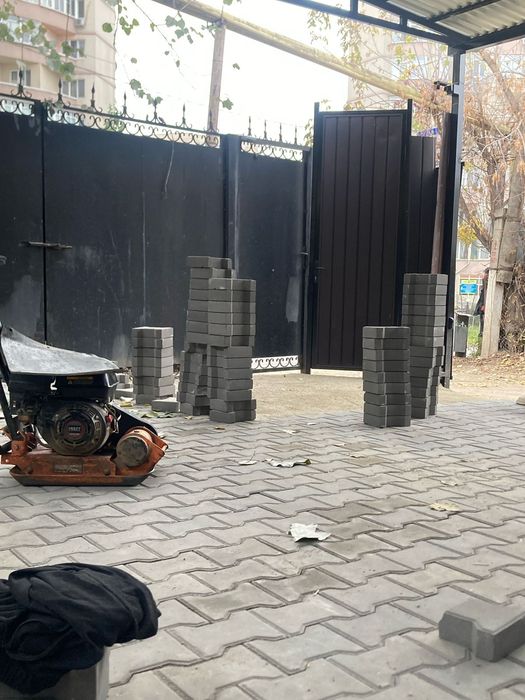 Укладка брусчатки 1500