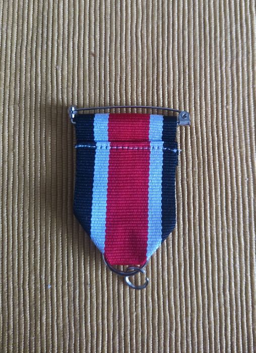 Panglica decorații Crucea de merit, Crucea de fier in cavaler