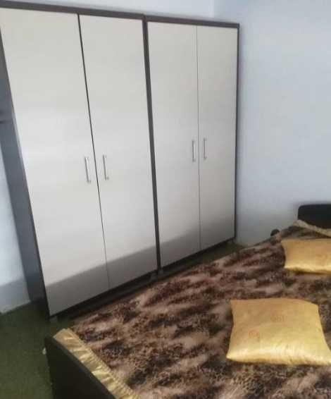 Дава се под наем Двустаен апартамент в Бургас, Изгрев - 65 кв.м за 89.25 € - Снимка #1
