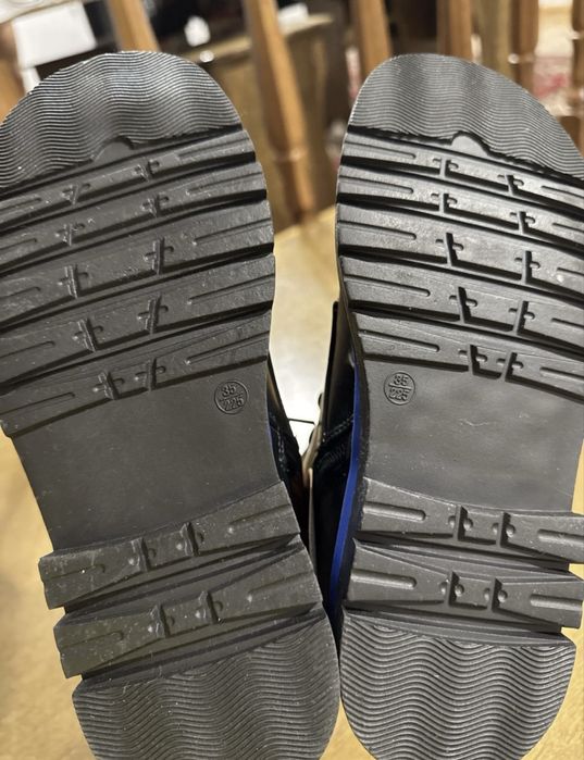 Ботинки детские новые