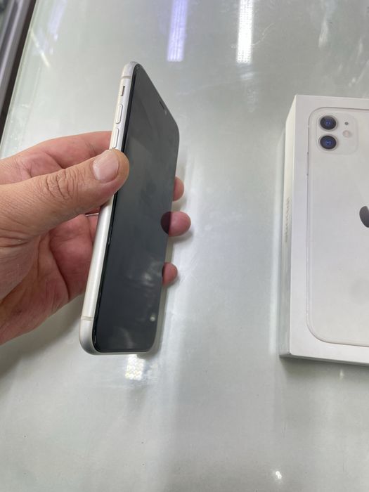 Iphone 11 (128GB) в идеальном состояний