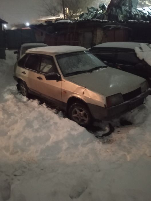 Продам ваз 2109 по болтам