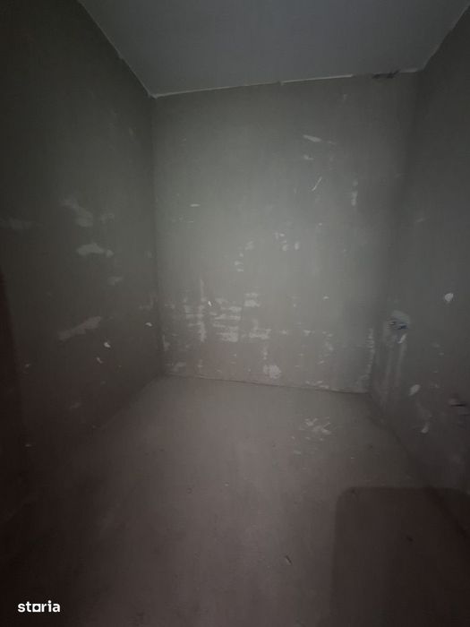 Apartament cu 2 camere, 51 mp, balcon, zona Cetatii
