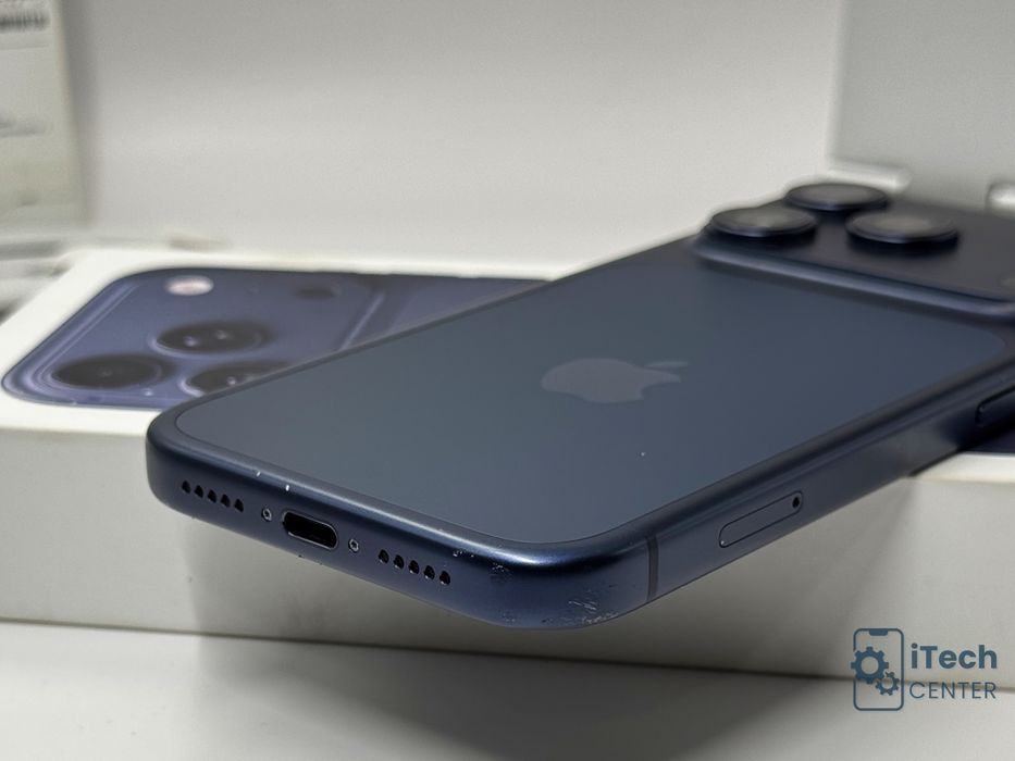 iPhone 17 Pro, 256GB, Blue, 100% батерия, ОТЛИЧЕН, 2г. ГАРАНЦИЯ!