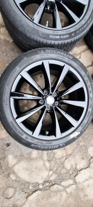 Оригинални BMW 5 G30,G31-18цола-5/112-с датчици