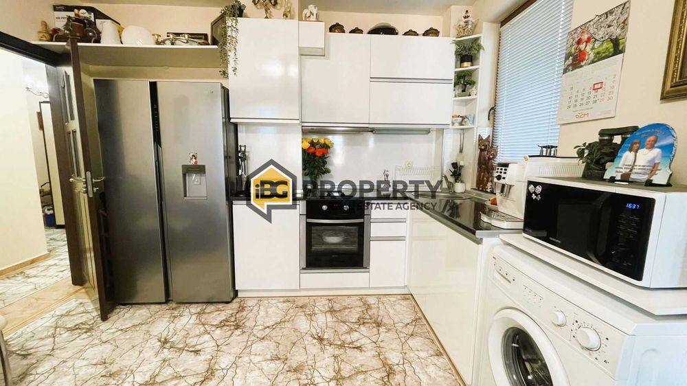 Продава се Тристаен апартамент в Бяла - 76 кв.м за 598 €/кв.м - Снимка #10