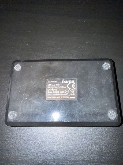 Pachet hub-uri USB – Hama + Satechi USB-C (pentru laptop)