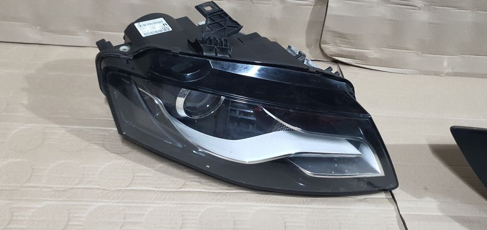 Faruri far bixenon stanga dreapta audi a4 b8 2008-2012