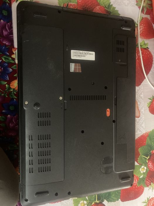 ACER ASPİRE E1-571. İntel core İ5. 500gb