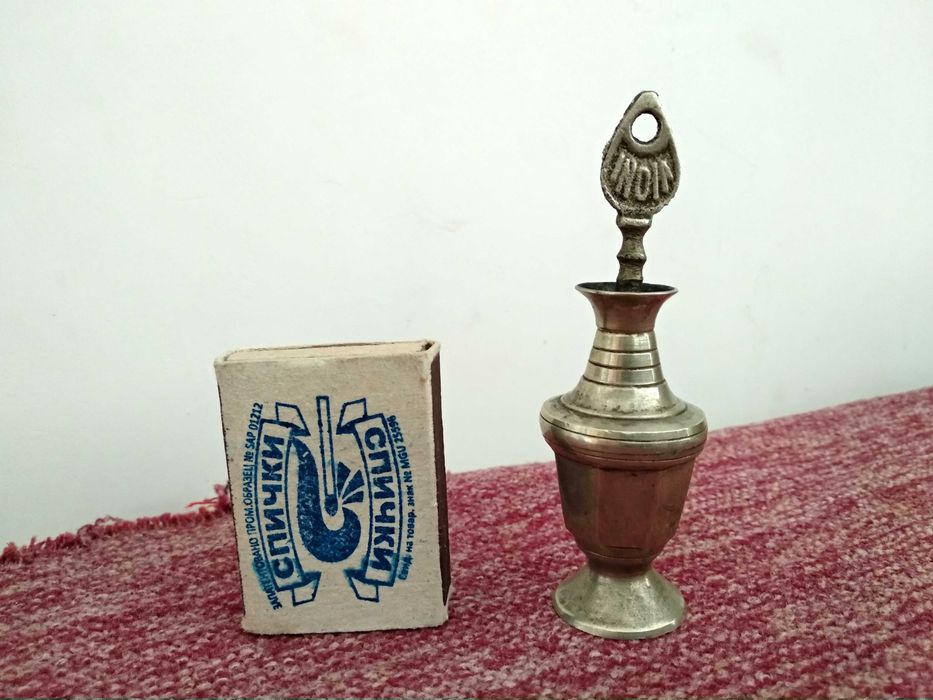 Индийская тушь .