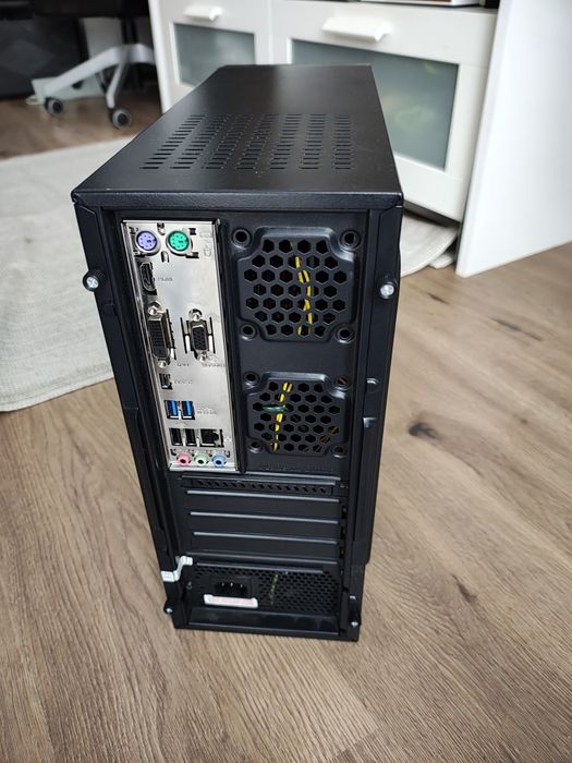 PC mATX - Intel i5-6402P 16 gb ram ddr4 240 gb ssd