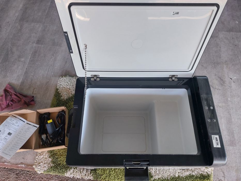 Мини холодильник для авто 50л.