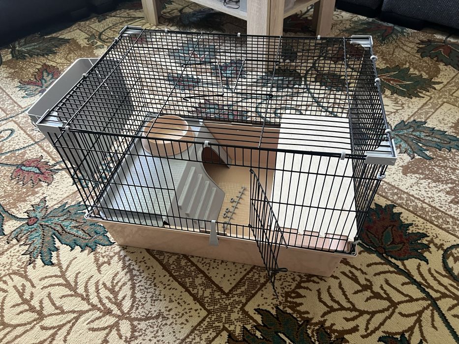 Клетка для шиншил,кроликов и тд..