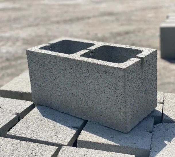 Сплитерные и рваные блоки, перегородка