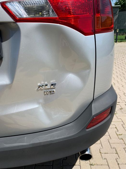 Беспокрасочный ремонт вмятин