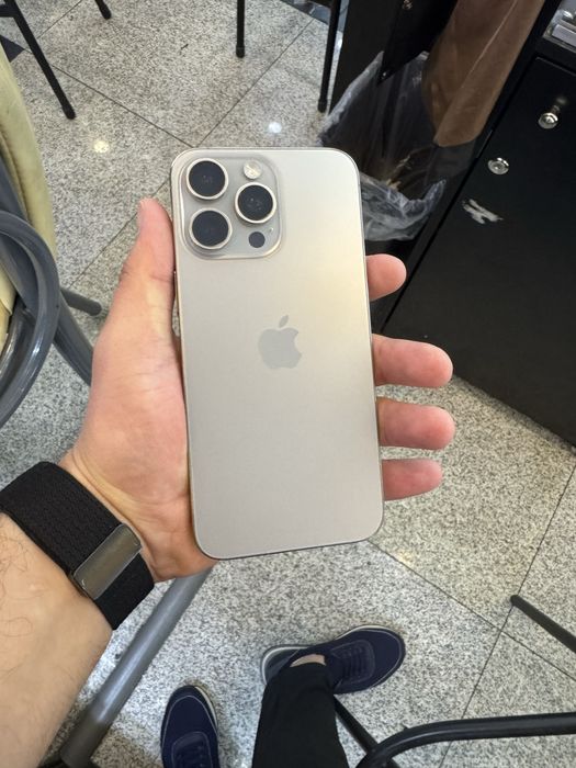 Продам Iphone 15 Pro Max