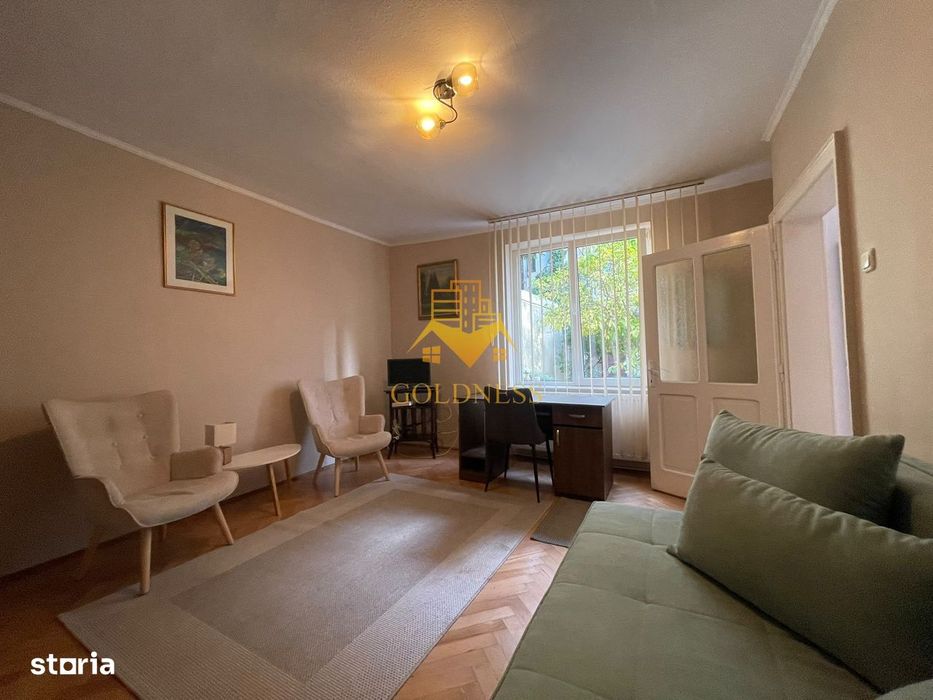 Casa Ultracentral Piata Muzeului ! 100 mp total 4 camere 3 nivele!