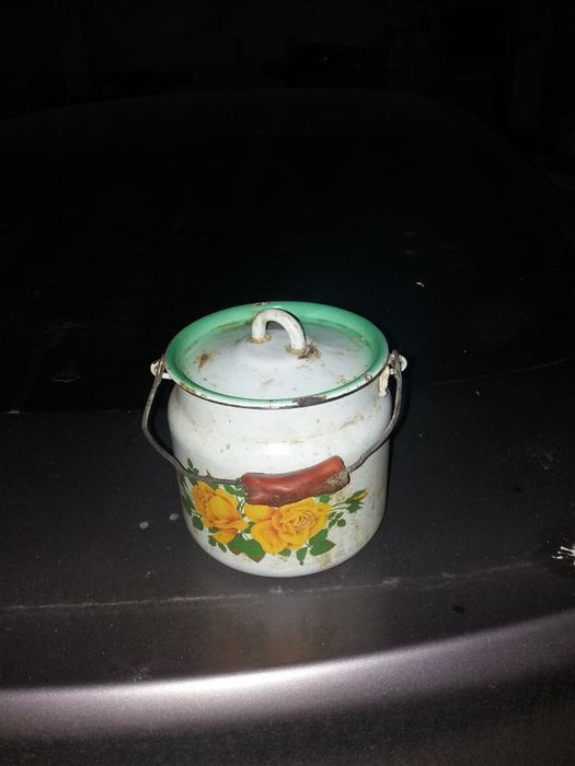 Продам  эмалированный бидон