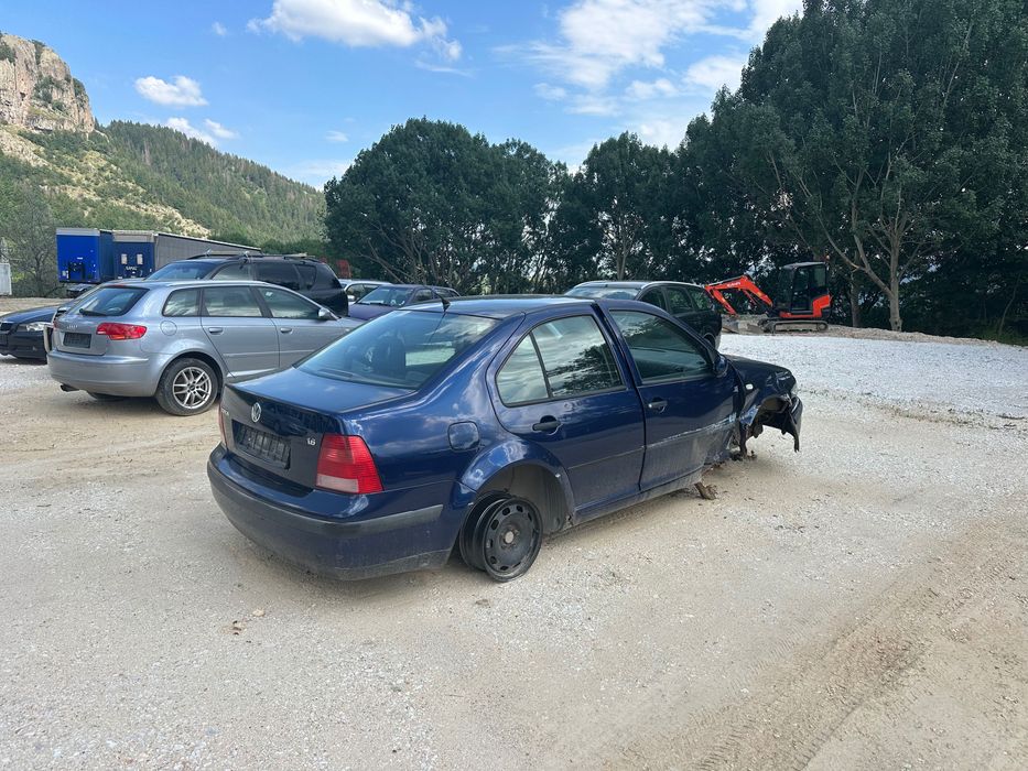 VW Bora На части