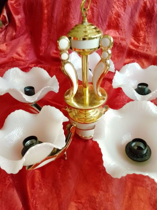 Люстра импортная, 5-ти рожковая