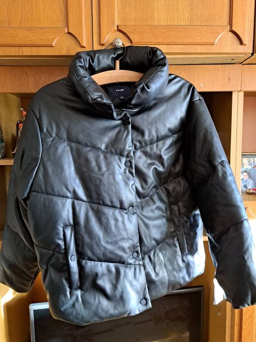 Дамско зимно яке от еко кожа и пух